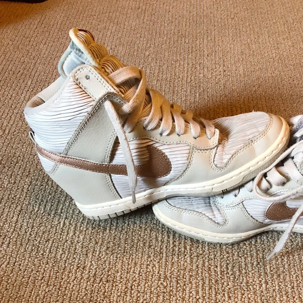 Nike Women's Sneakers in Cream and‎ Brown